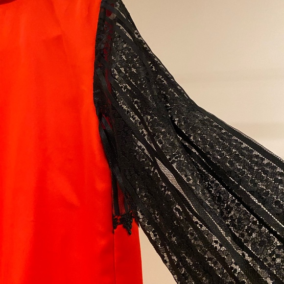 Red & black lace button down, long sleeve blouse. Size medium - Picture 12 of 12